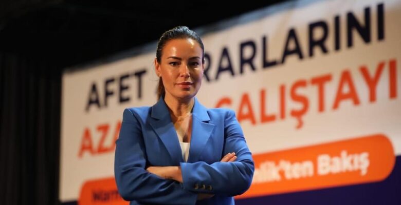 SERİNTÜRK İSTİFA ETTİ