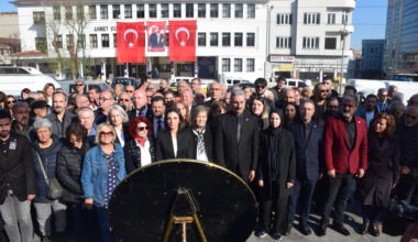 CHP BURSA İL ÖRGÜTÜ ATA’NIN HUZURUNDAYDI