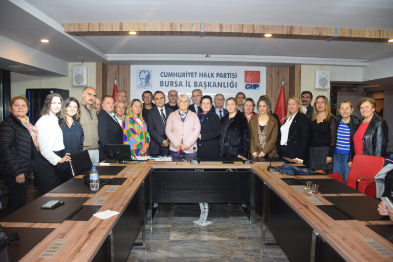 CHP BURSA’DA COŞKULU ÜYE KATILIM TÖRENİ