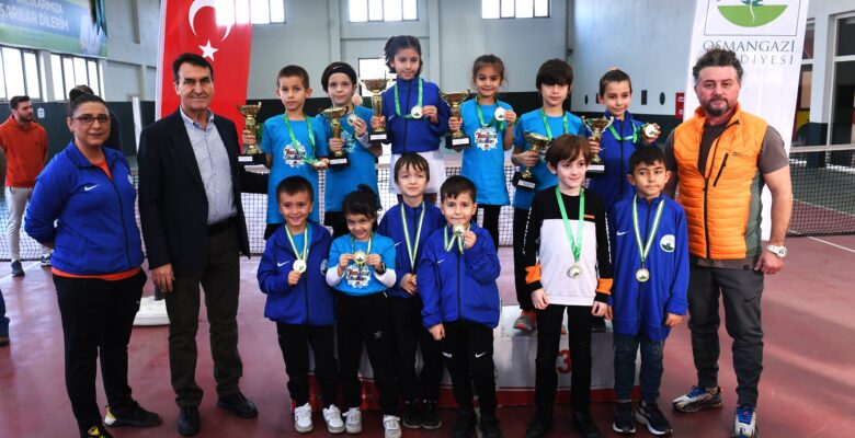 Şampiyon raketler Osmangazi’de yetişiyor