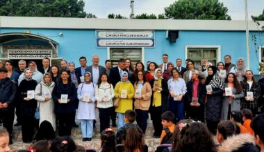 BURSA FAN KULÜP KURDUKLARI ÇUKURCA İLKÖĞRETİM OKULU’NDA ÖĞRETMENLERE VE ÖĞRENCİLERE SÜRPRİZ YAPTI.