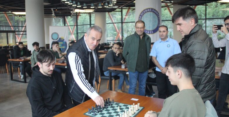 Yaşayan Üniversite BUÜ’de öğrencilere sportif organizasyon