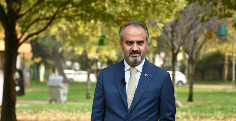 Bursa’da manolya zamanı
