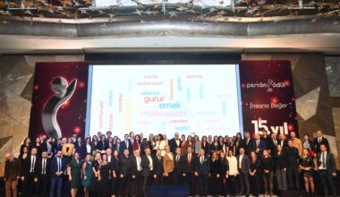Büyükşehir’e ‘Yalın Belediyecilik’ ödülü Büyükşehir’e ‘Yalın Belediyecilik’ ödülü