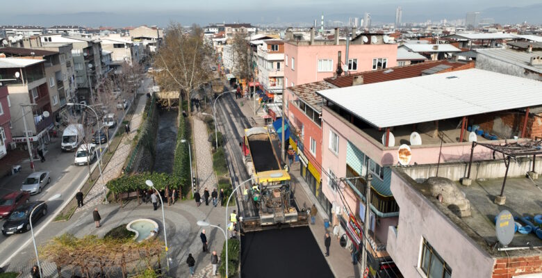 Bursa’da asfalt mesaisi sürüyor