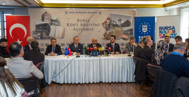 Bursa’nın dijital kent arşivi, halka açıldı