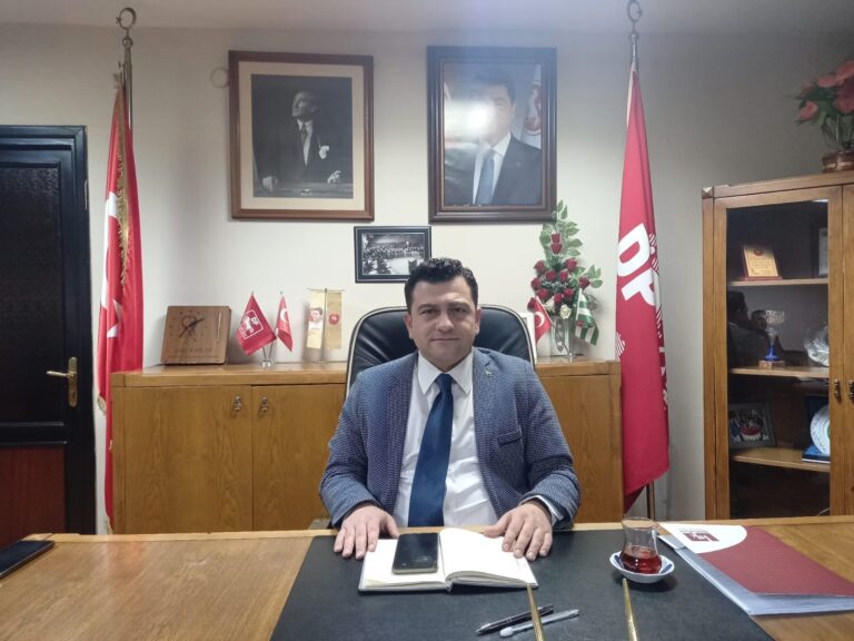 DEMOKRAT PARTİ GEMLİK’TE DURAKLI DÖNEMİ
