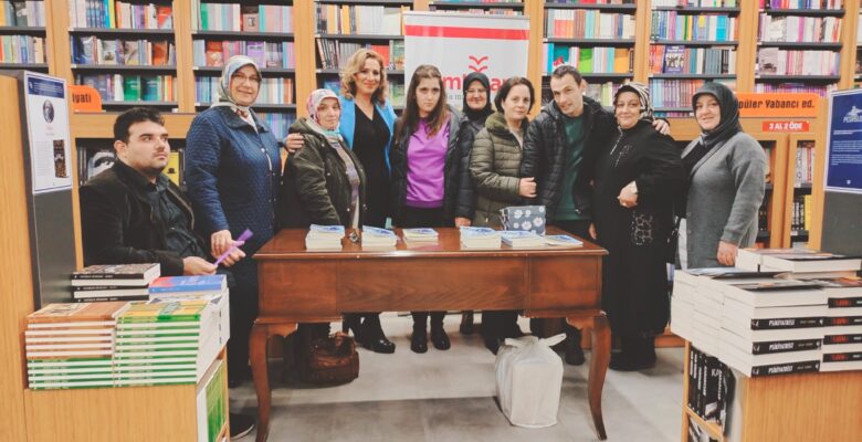 KANBEROĞLU’NDAN İMZA GÜNÜ