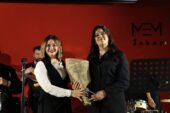 Genç şarkıcı Bilge Su performansıyla tam not aldı