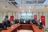KADINLAR GÖZ SAĞLIĞI KONUSUNDA BİLGİLENDİRİLDİ