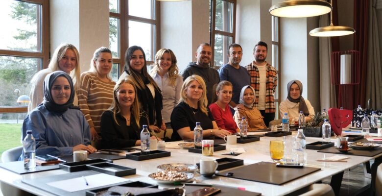 HAYAT HASTANESİ POZİTİF ATÖLYE’DE…
