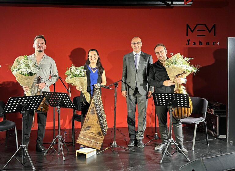 Her-Dem Trio’dan “Cumhuriyetin Müziği”