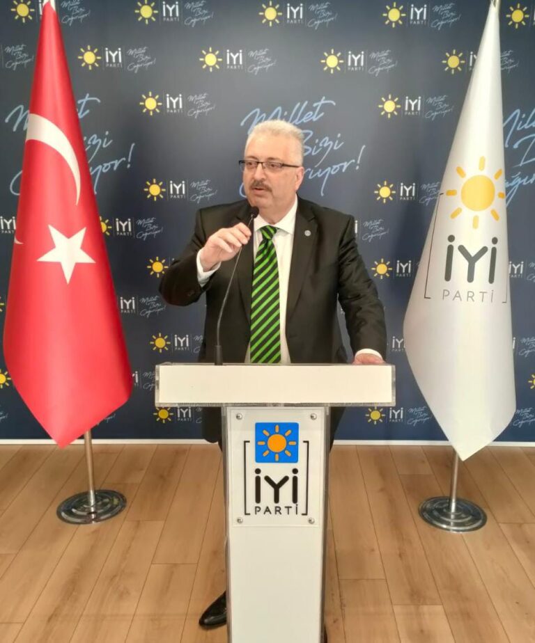 Ertuğrul Yavuz, “Gemlik Halkı Cevap Bekliyor”