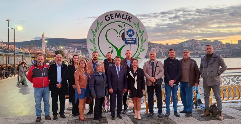 MEMLEKET PARTİSİ GEMLİK BELEDİYE BAŞKAN ADAYI NAZAN BOZAN OLDU