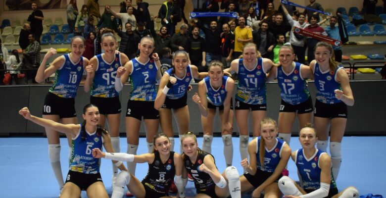 Nilüfer’in sultanları CEV Challenge Cup’ta çeyrek finale yükseldi