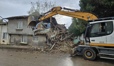 Osmangazi’den mahallelerin çehresini değiştiren yıkım