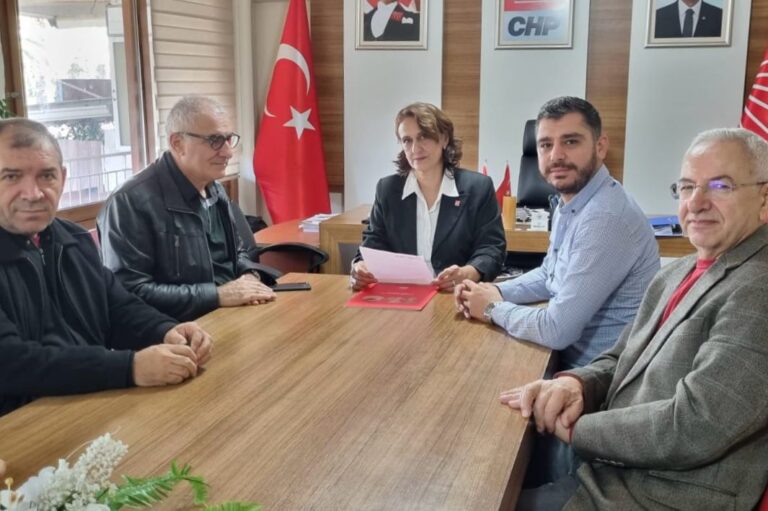 CHP Gemlik’ten Tepki; “Çeşme suyunda problem yoksa buyurun siz için”