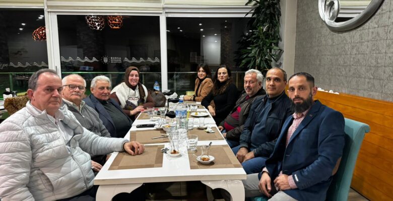 YARDIM MELEĞİ AYFER ABLA VE AZALARI TAM KADRO SAHADA