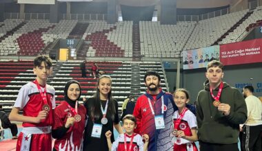 Türkiye Kick Boks Şampiyonası’nda “Nilüfer” Farkı Türkiye Kick Boks Şampiyonası’nda “Nilüfer” Farkı