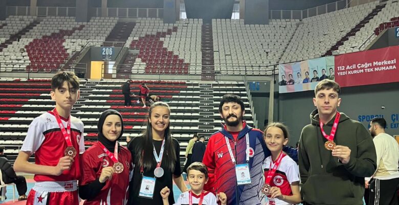 Türkiye Kick Boks Şampiyonası’nda “Nilüfer” Farkı