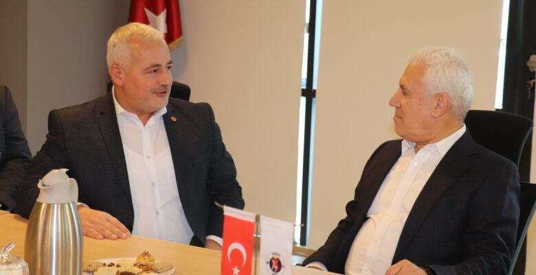 BEKSİAD, MUSTAFA BOZBEY’İ KONUK ETTİ