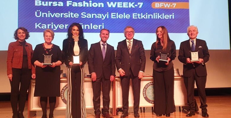 Öğrenci-Sektör buluşmalarında “Moda ve Markalaşma” konuşuldu