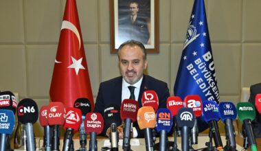 Alinur Aktaş “Bir kuruşun dahi israfına göz yummadım” 