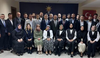 Ak Parti Gemlik İlçe Teşkilatından Toplu İstifa
