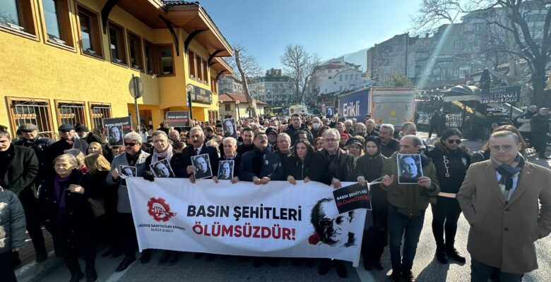 UĞUR MUMCU VE BASIN ŞEHİTLERİ ANILDI