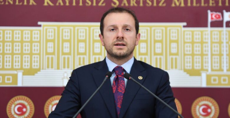 AK PARTİ BURSA MİLLETVEKİLİ AHMET KILIÇ, TBMM’DE BASIN TOPLANTISI DÜZENLEDİ