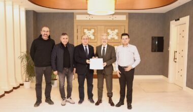 ARSİYAD ARTVİN KÜLTÜREVİ İÇİN İMZALAR ATILDI