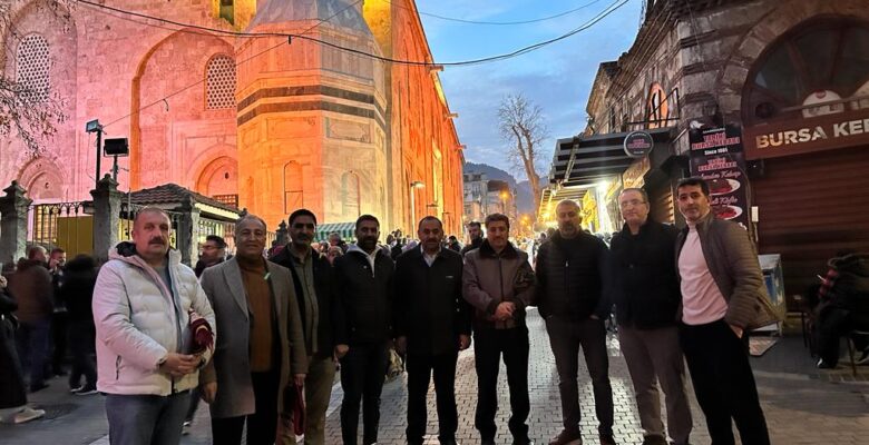 Bursa MUŞSİAD, yılın ilk namazında Ulucami’de buluştu