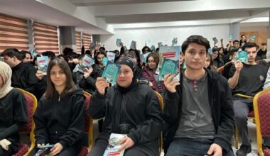 Üniversite adaylarına Başkan Dündar’dan “dijital” eğitim desteği