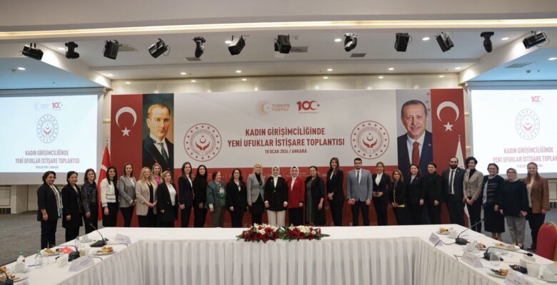 “KADIN GİRİŞİMCİLİĞİNDE SÜRDÜRÜLEBİLİRLİK ÖNEMLİ”