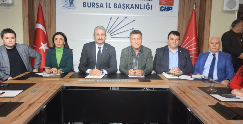 CHP İL BAŞKANI YEŞİLTAŞ ADAY ADAYLARIYLA BİR ARAYA GELDİ