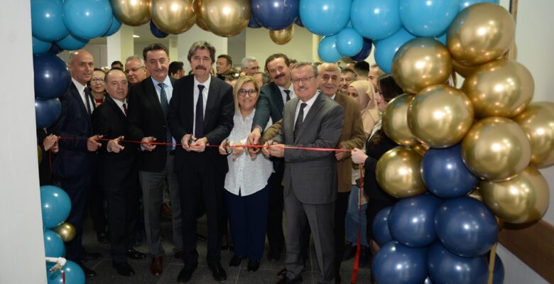 BUÜ Hastanesi’nin modern yemekhanesi hizmete açıldı