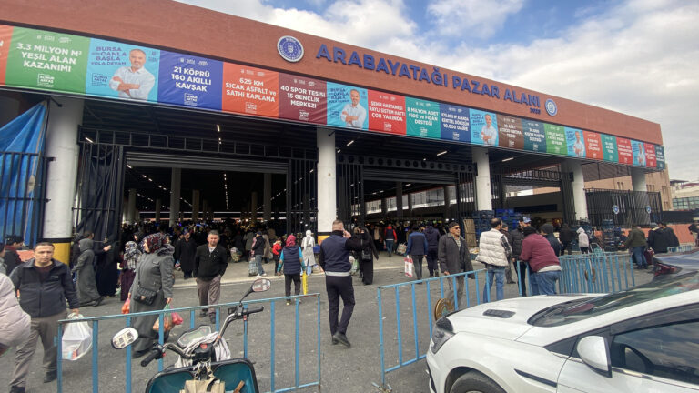 Arabayatağı’nda konforlu alışveriş başladı