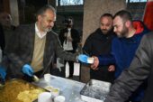 Camilerde kandil coşkusu