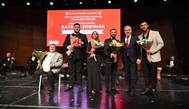 Roman orkestrası çaldı, Başkan Aktaş söyledi