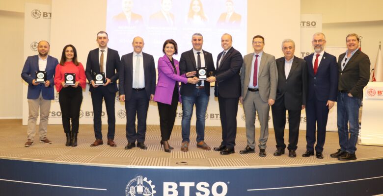İŞ DÜNYASINA DİJİTAL SÜREÇLERE UYUMLANMA SEMİNERİ