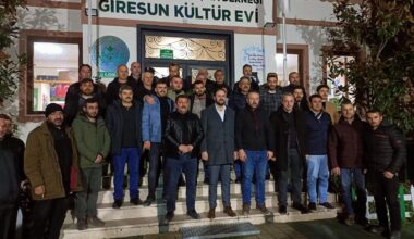 Gemlik Giresunlular ‘da Yıldız Şöleni Gemlik Giresunlular ‘da Yıldız Şöleni