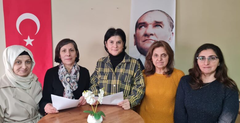 “PLANLI TARIM ÜRETİMİNE GEÇİŞTE KADINLARIMIZA ALAN AÇIN”