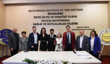 Dünya evine giren çifte Dündar’dan sürpriz