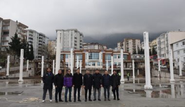 BAŞKAN YILMAZ BAĞLARALTI PAZAR YERİ’Nİ İNCELEDİ BAŞKAN YILMAZ BAĞLARALTI PAZAR YERİ’Nİ İNCELEDİ