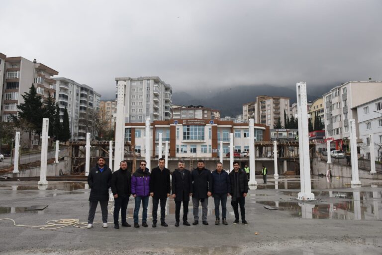 BAŞKAN YILMAZ BAĞLARALTI PAZAR YERİ’Nİ İNCELEDİ