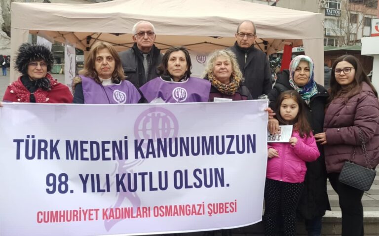 MEDENİ KANUNUN KABULÜNÜN 98. YILDÖNÜMÜ KUTLANDI