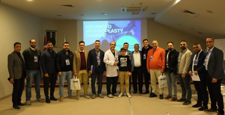  IRAKLI DOKTORLARA İLERİ ARTROPLASTİ SEMİNERİ
