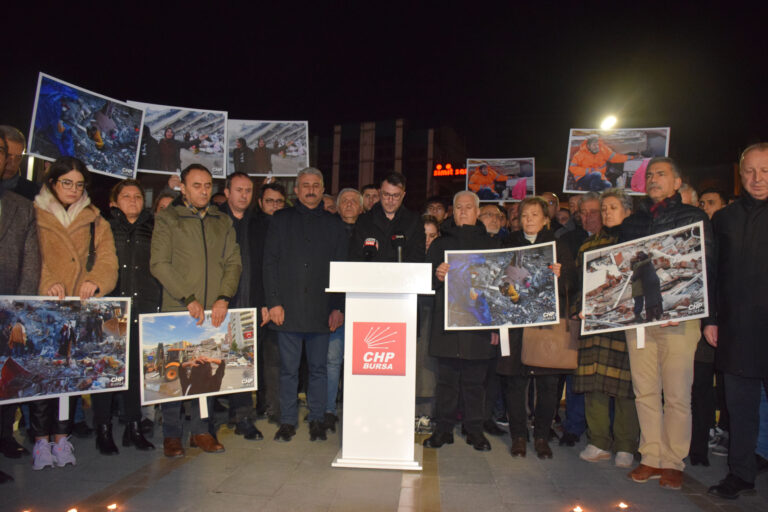 CHP BURSA 04.17’DE MEYDANLARDAYDI