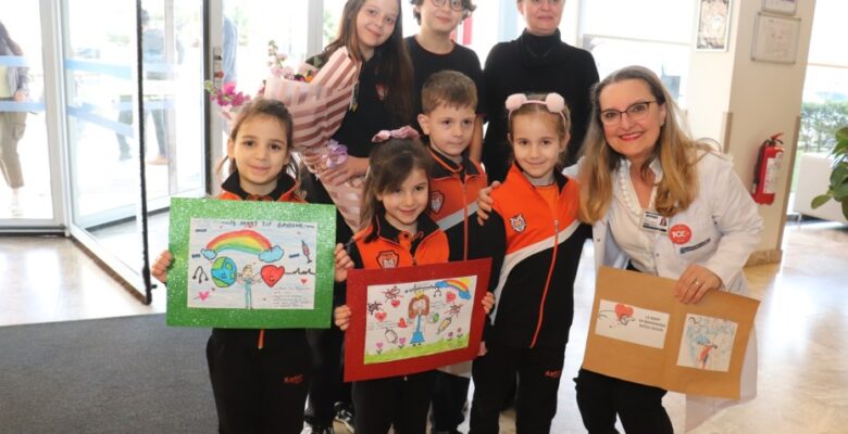 ÇOCUKLARDAN MEDICABIL’E TIP BAYRAMI SÜRPRİZİ