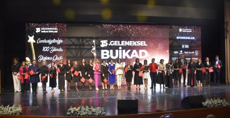 BUİKAD YILIN BAŞARILI İŞ KADINLARI ÖDÜLLERİ SAHİPLERİNİ BULDU